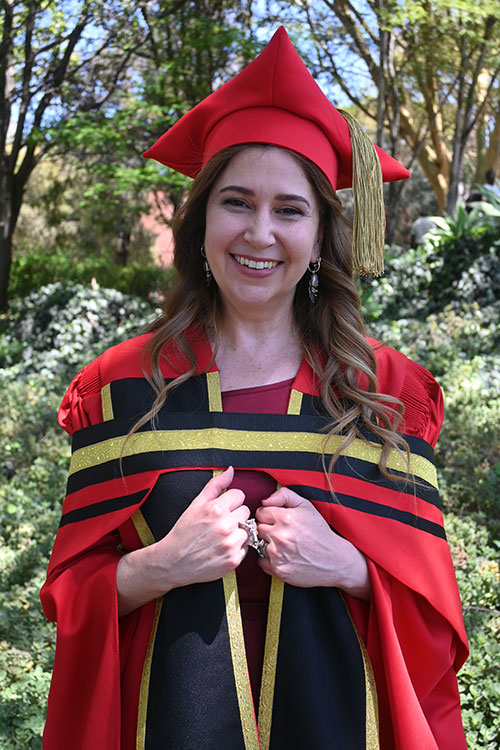 Dr Nina