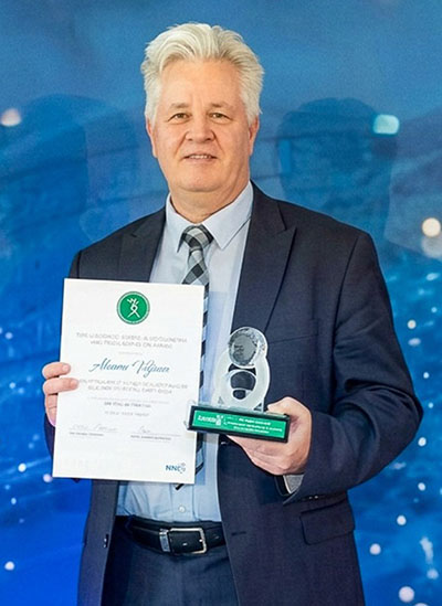 Prof Alvaro Viljoen.