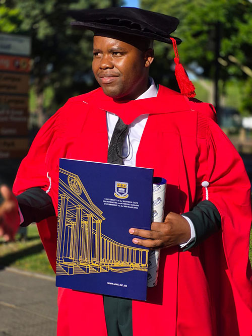 graduate-K Mashego