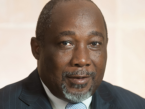 Dr Kenneth Netshiombo