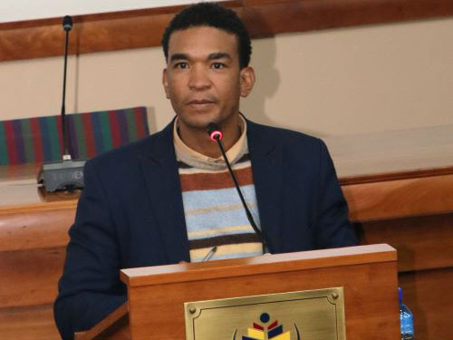 Dr Eric Pule